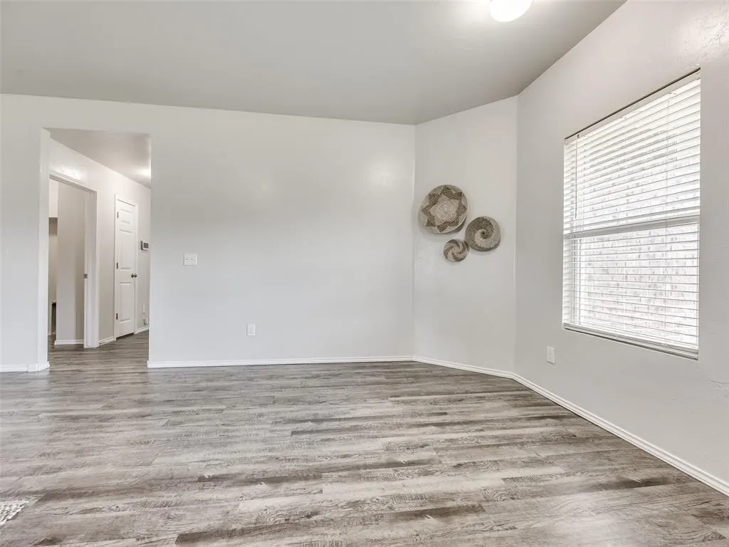 Photo 13 — 215 Waterside Drive, Newcastle, OK 73065