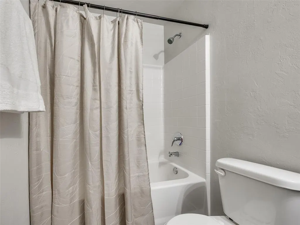 Photo 28 — 215 Waterside Drive, Newcastle, OK 73065