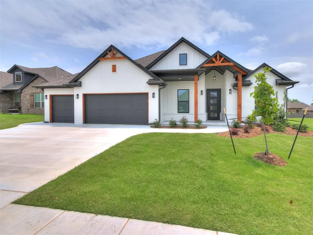 Front exterior — 1304 Monterey Drive, Norman, OK 73072