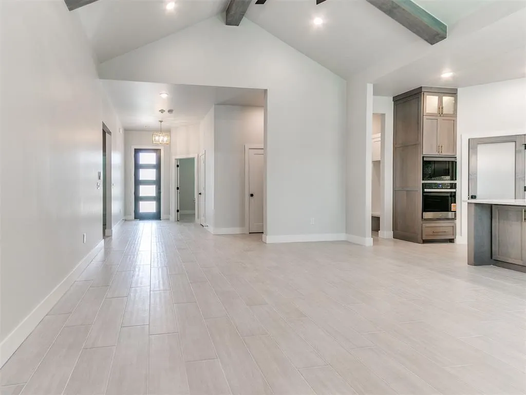 Photo 6 — 1304 Monterey Drive, Norman, OK 73072