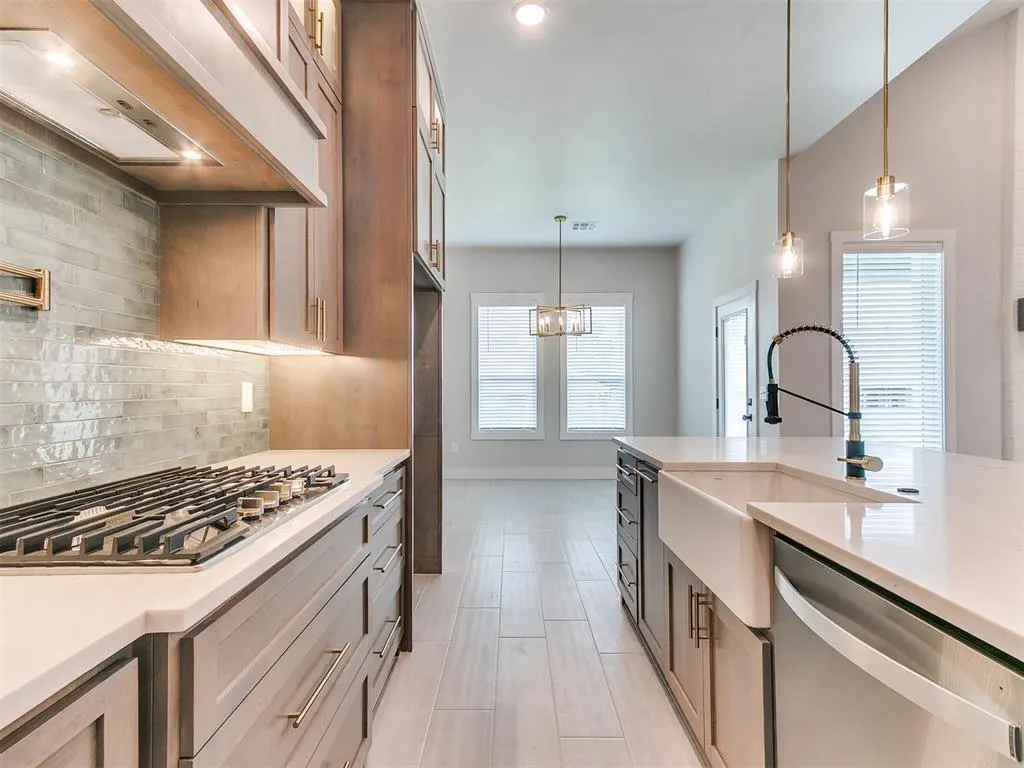 Photo 14 — 1304 Monterey Drive, Norman, OK 73072