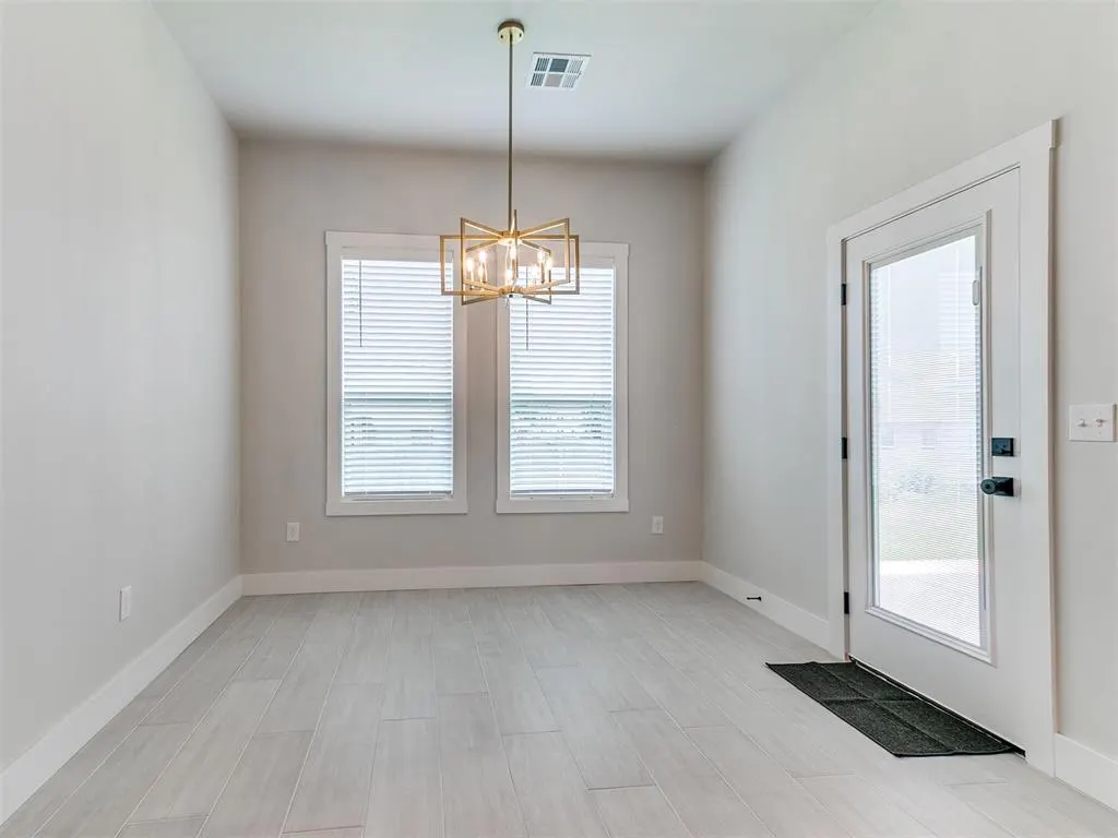 Photo 16 — 1304 Monterey Drive, Norman, OK 73072