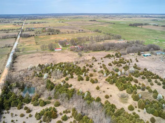 Photo 7 — E 360 Road, Big Cabin, OK 74432