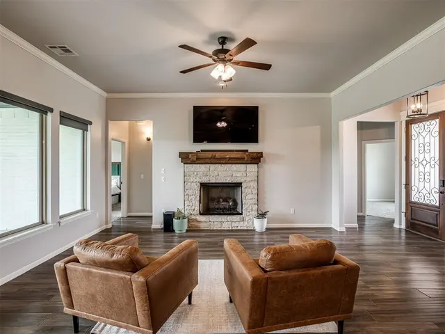 Photo 5 — 2508 NE 15th Street, Moore, OK 73160