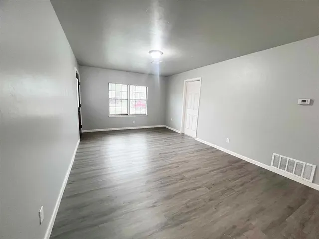 Photo 3 — 3133 NW 32nd Street, Oklahoma City, OK 73112