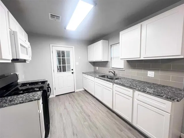 Photo 5 — 3133 NW 32nd Street, Oklahoma City, OK 73112