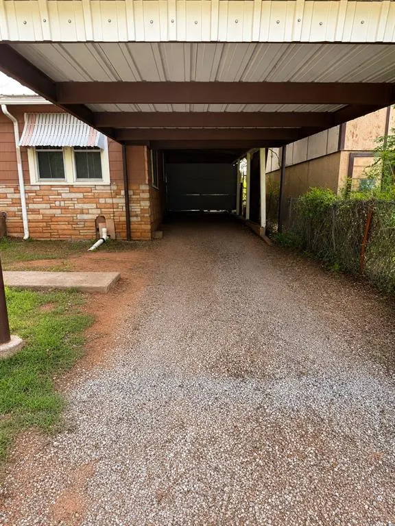 Photo 2 — 506 N 2nd Street, Sayre, OK 73662