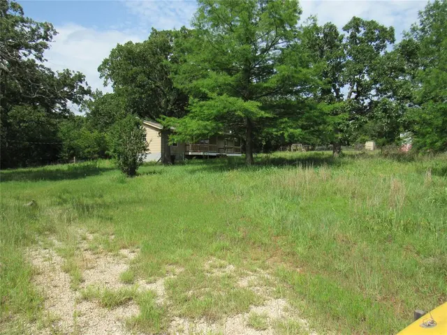 Photo 3 — 29724 Pond Drive, Macomb, OK 74852