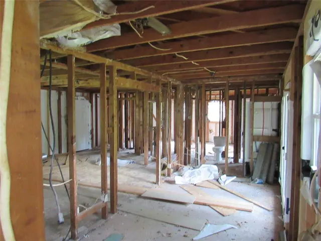 Photo 4 — 29724 Pond Drive, Macomb, OK 74852