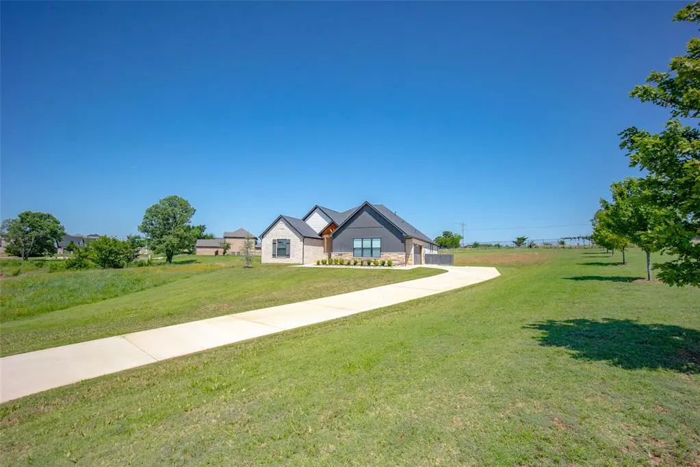 Photo 6 — 2280 Cottage Lane, Blanchard, OK 73010