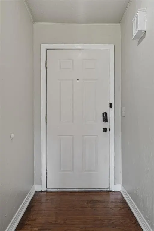 Photo 4 — 1408 Oxford Way, The Village, OK 73120
