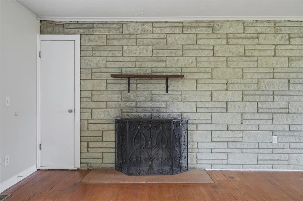 Photo 8 — 1408 Oxford Way, The Village, OK 73120