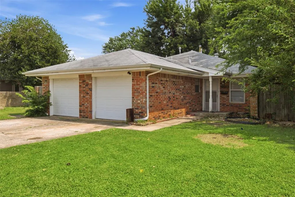 Photo 3 — 2240 Donna Drive 2238 and 2240, Norman, OK 73071