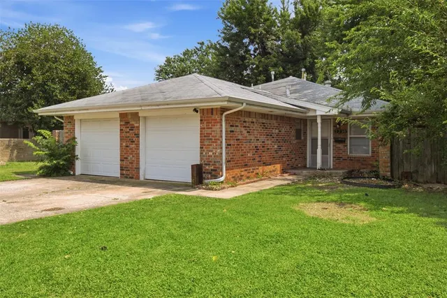 Photo 3 — 2240 Donna Drive 2238 and 2240, Norman, OK 73071