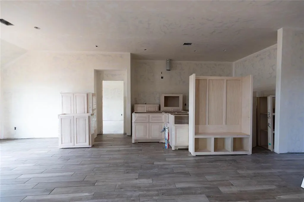 Photo 3 — 10248 SW 55th Terrace, Mustang, OK 73064