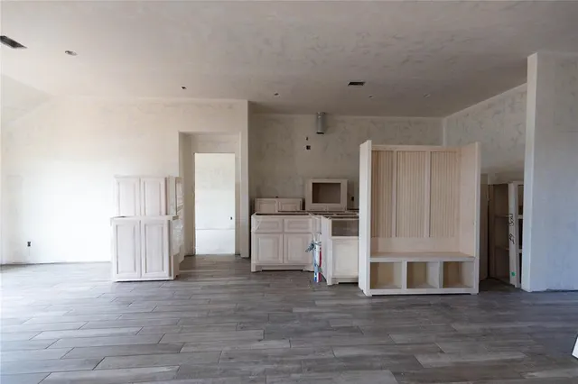 Photo 3 — 10248 SW 55th Terrace, Mustang, OK 73064