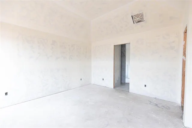Photo 6 — 10248 SW 55th Terrace, Mustang, OK 73064