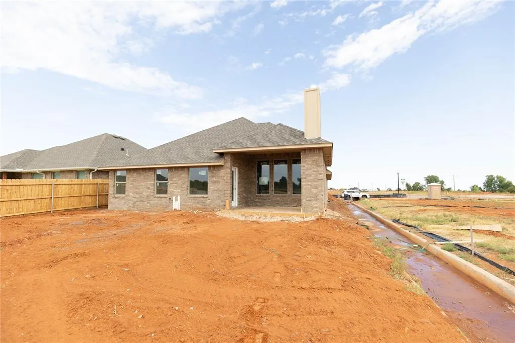 Photo 21 — 10248 SW 55th Terrace, Mustang, OK 73064