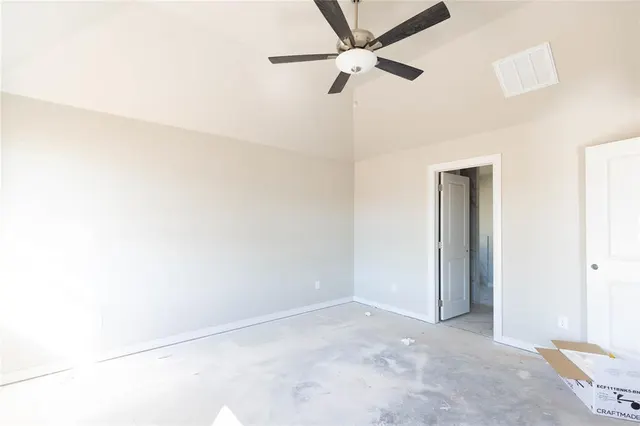 Photo 5 — 10248 SW 55th Terrace, Mustang, OK 73064
