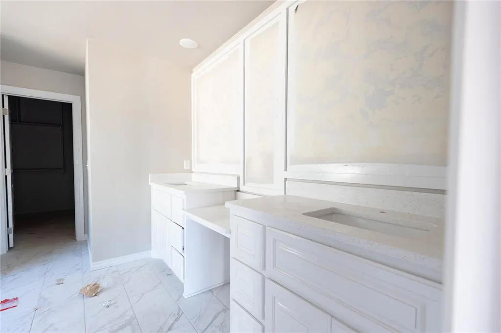 Photo 6 — 10248 SW 55th Terrace, Mustang, OK 73064