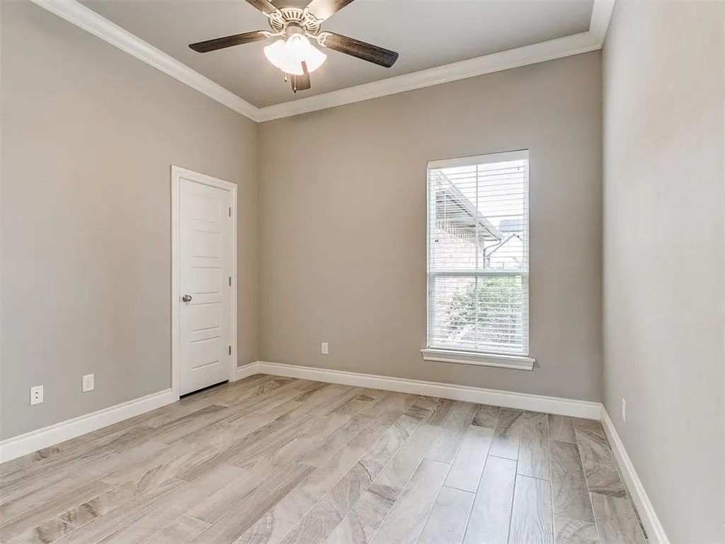 Photo 12 — 9517 Morgan Crossing Drive, Yukon, OK 73099