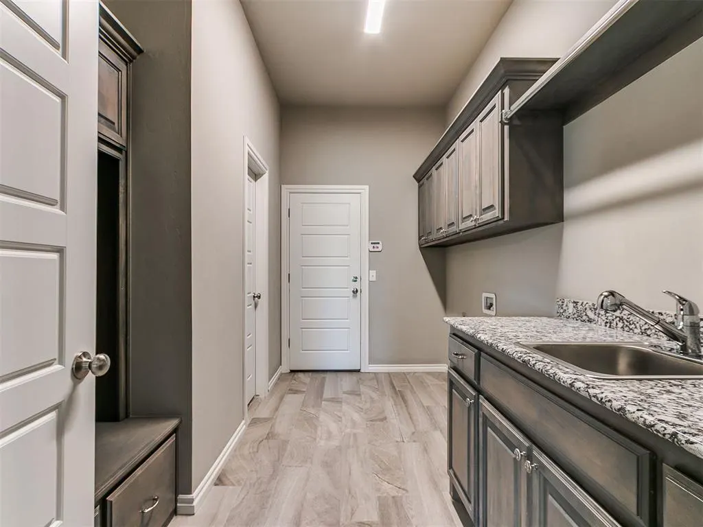 Photo 29 — 9517 Morgan Crossing Drive, Yukon, OK 73099