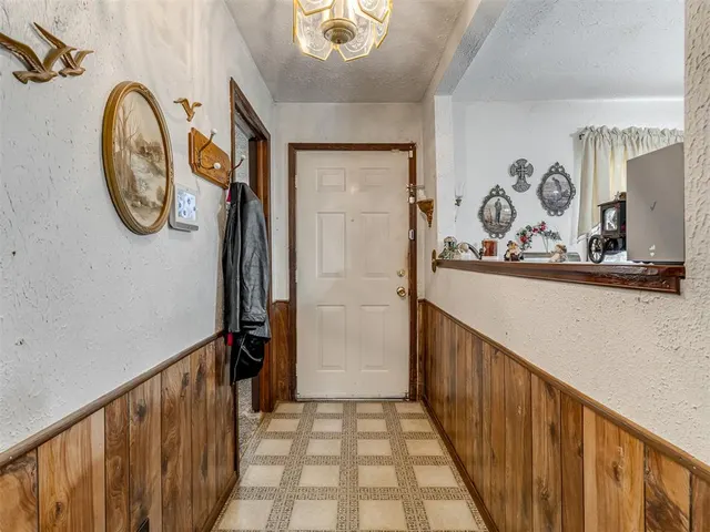 Photo 4 — 6417 S McLemore Drive, Oklahoma City, OK 73159