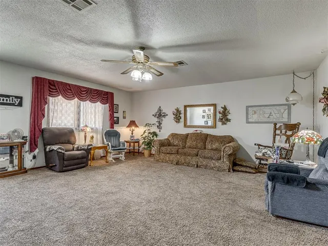 Photo 6 — 6417 S McLemore Drive, Oklahoma City, OK 73159