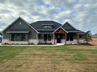 Sold home at 201 Shavano Street