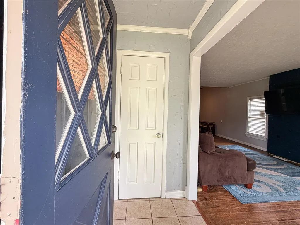 Photo 4 — 1215 N Walnut Street, Guthrie, OK 73044