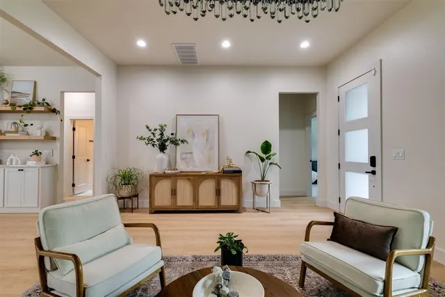 Photo 5 — 2705 NW 40th Street, Oklahoma City, OK 73112