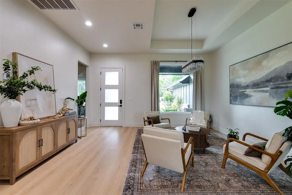 Photo 9 — 2705 NW 40th Street, Oklahoma City, OK 73112