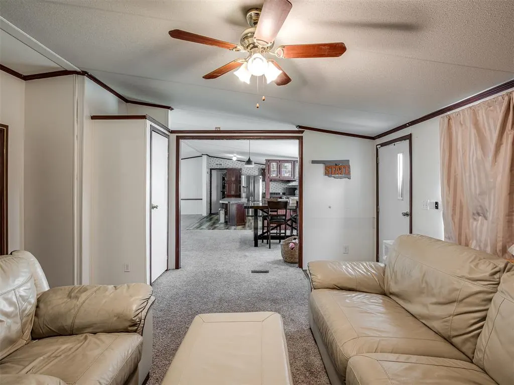 Photo 9 — 6457 N Manning Road, El Reno, OK 73036