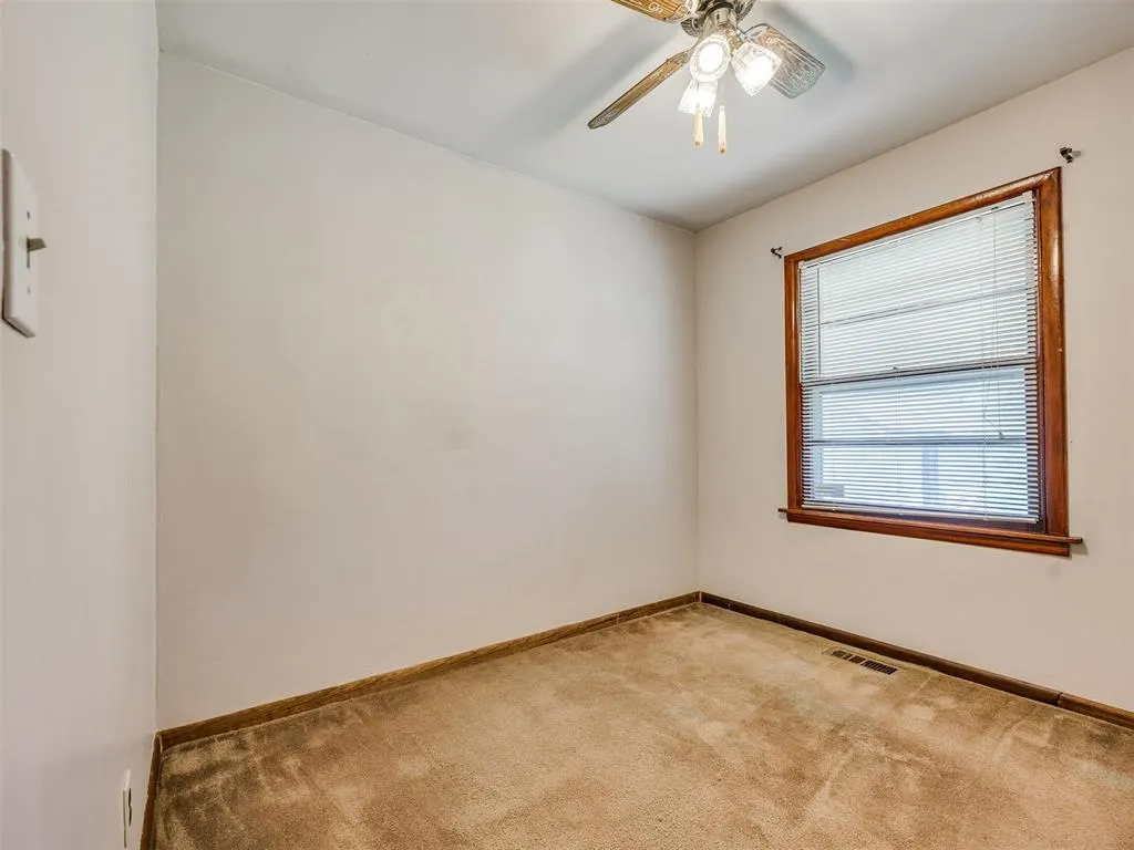 Photo 15 — 2129 SW 50th Street, Oklahoma City, OK 73119