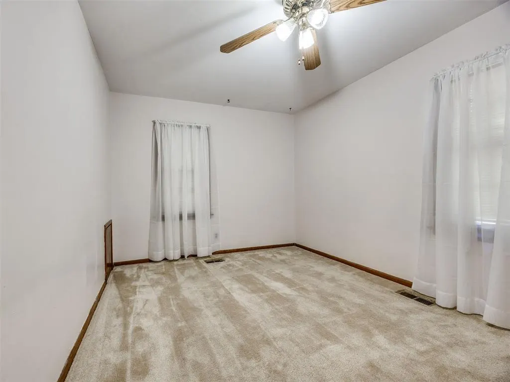 Photo 18 — 2129 SW 50th Street, Oklahoma City, OK 73119