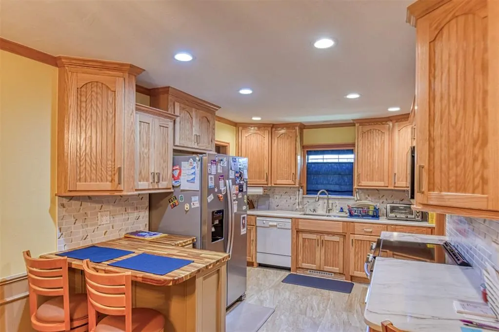 Photo 8 — 2300 N Nail Parkway, Moore, OK 73160