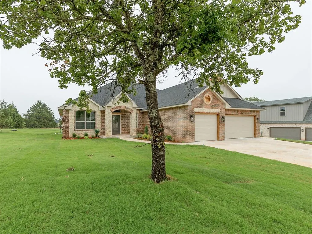 Photo 2 — 8061 Sacred Forest Road, Arcadia, OK 73007