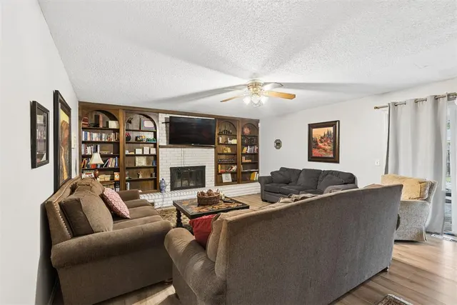 Photo 3 — 1913 N Ann Arbor Avenue, Oklahoma City, OK 73127