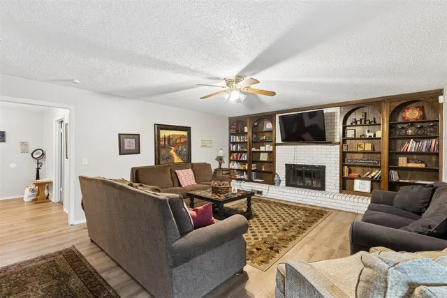 Photo 4 — 1913 N Ann Arbor Avenue, Oklahoma City, OK 73127