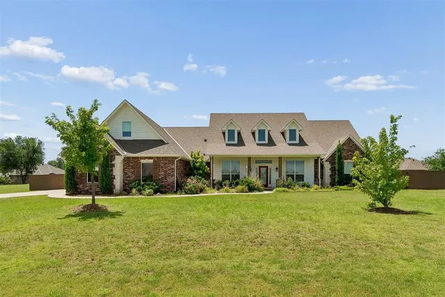 Photo 3 — 1324 W Harvard Way, Mustang, OK 73064
