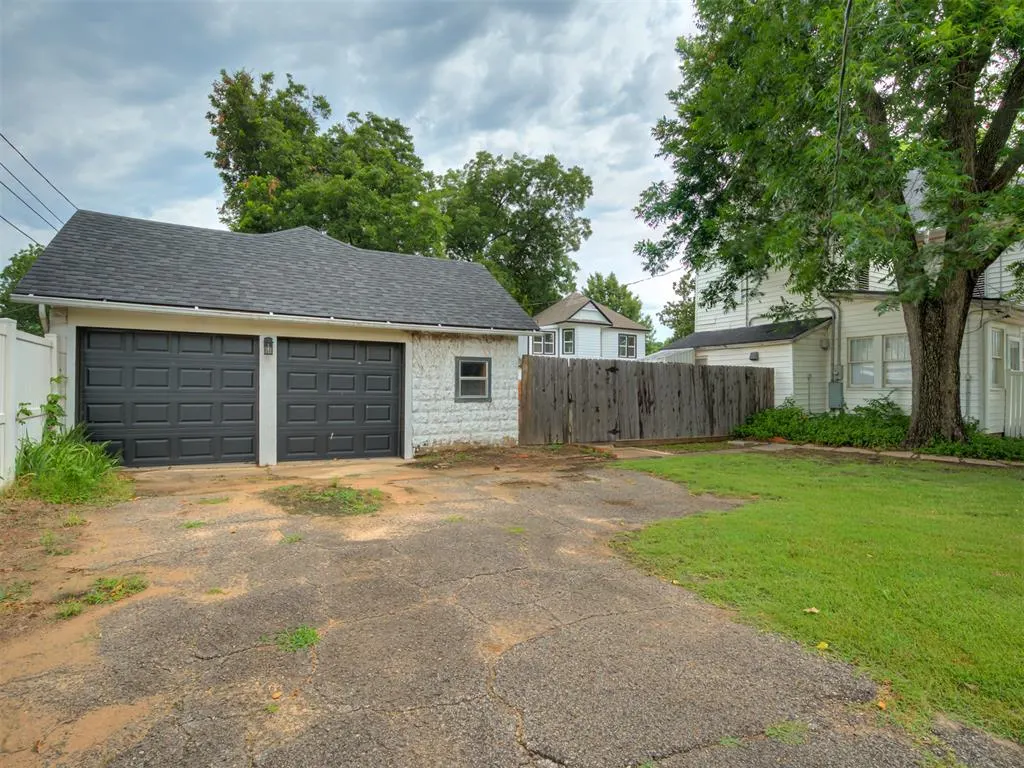 Photo 46 — 702 N Park Avenue, Shawnee, OK 74801