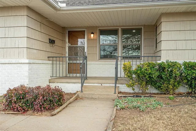 Photo 2 — 4517 NW 33rd Street, Oklahoma City, OK 73122