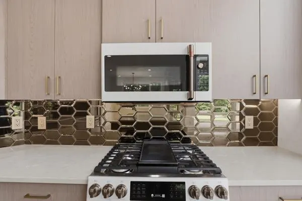 Photo 7 — 7717 Whitney Michel Drive, Oklahoma City, OK 73121