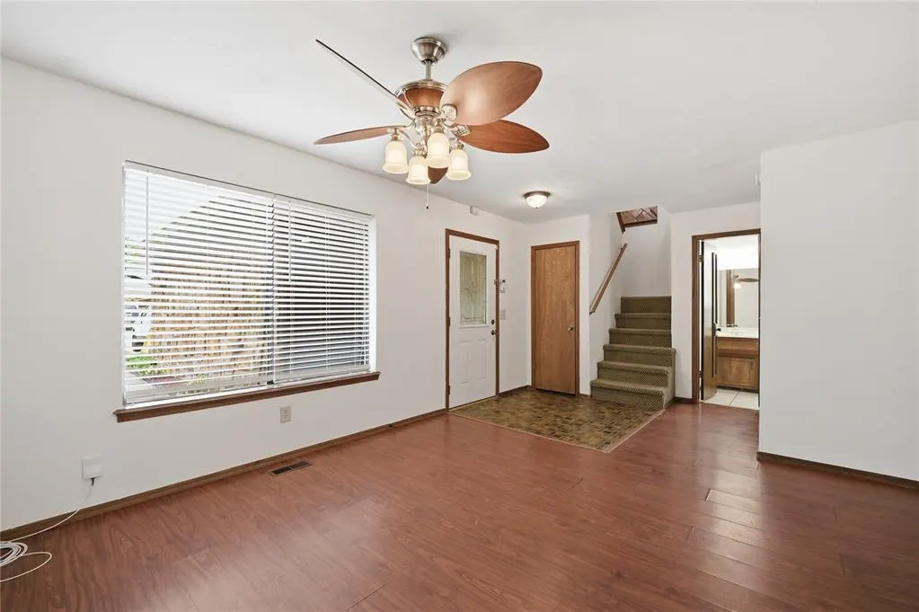 Photo 11 — 10124 Birkenhead Court 10124-26, Yukon, OK 73099