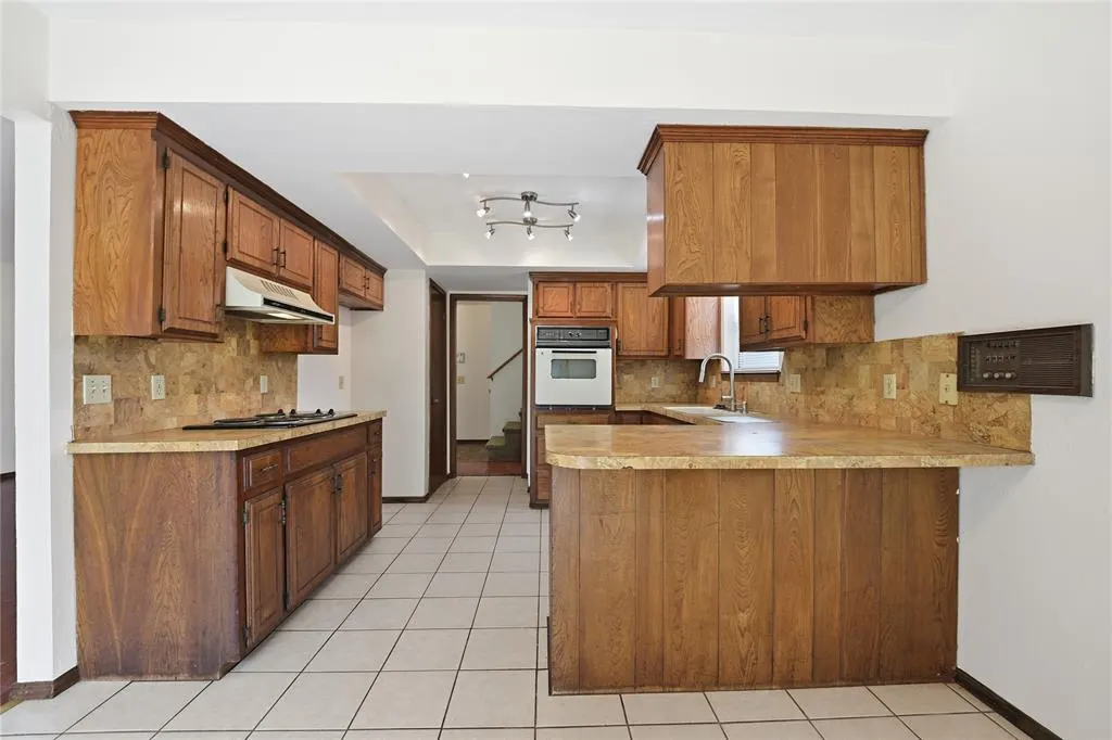 Photo 17 — 10124 Birkenhead Court 10124-26, Yukon, OK 73099