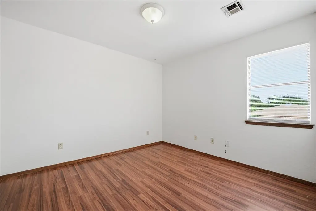Photo 27 — 10124 Birkenhead Court 10124-26, Yukon, OK 73099