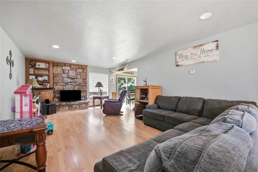 Photo 32 — 10124 Birkenhead Court 10124-26, Yukon, OK 73099