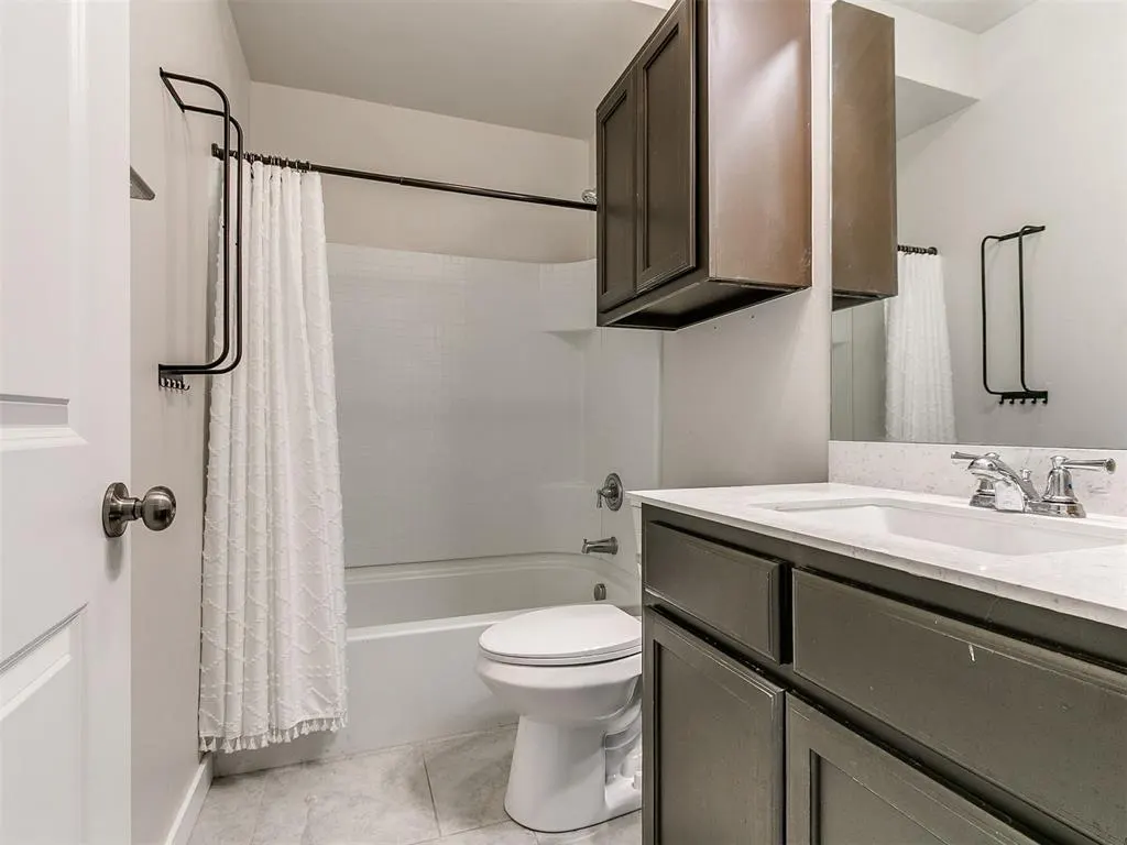 Photo 10 — 12980 Huntington Drive, Edmond, OK 73025