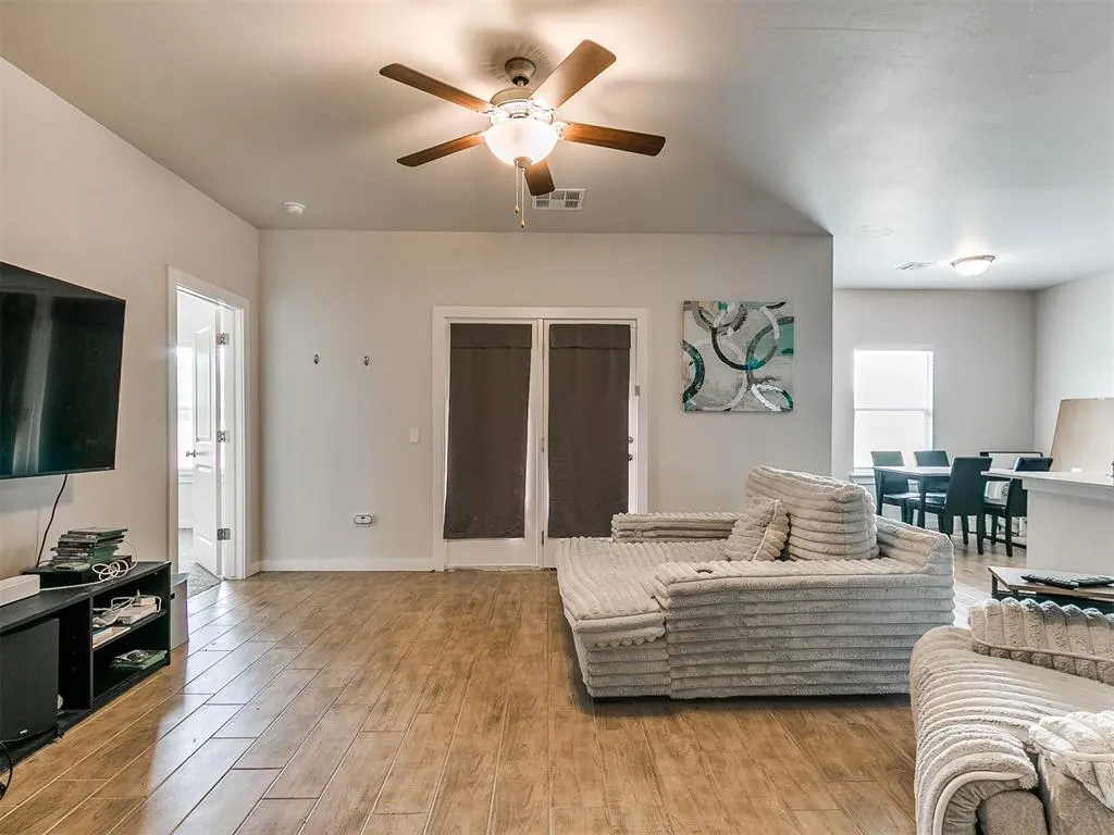 Photo 11 — 12980 Huntington Drive, Edmond, OK 73025
