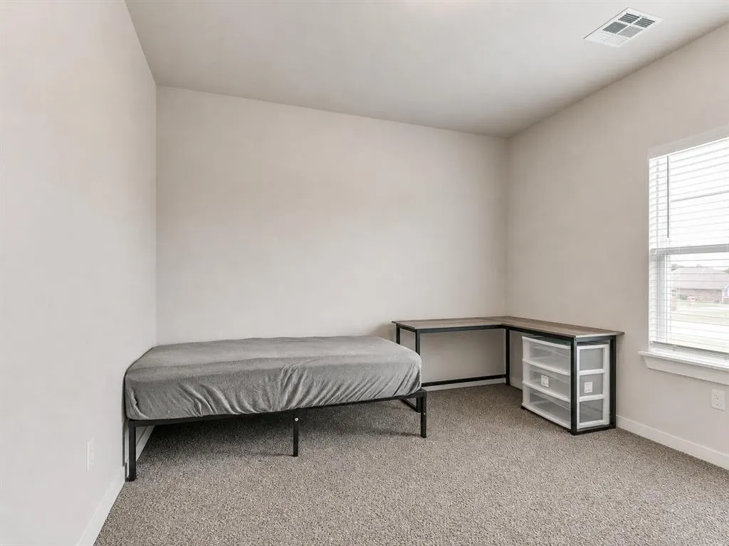Photo 6 — 12980 Huntington Drive, Edmond, OK 73025